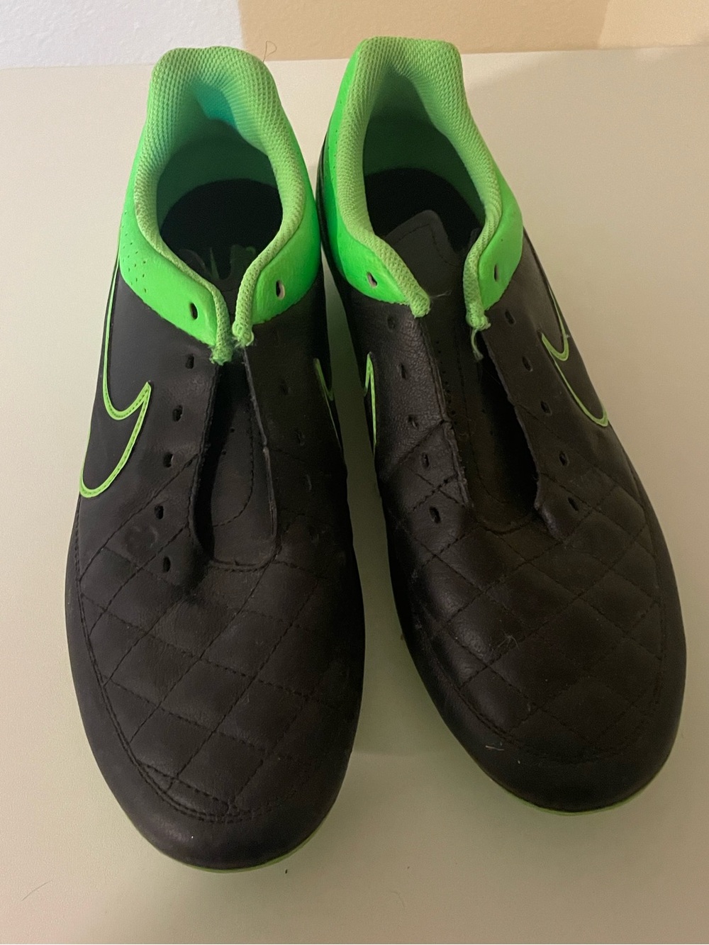 Nike Black & Neon Green Soccer Cleats - Picture 3 of 5
